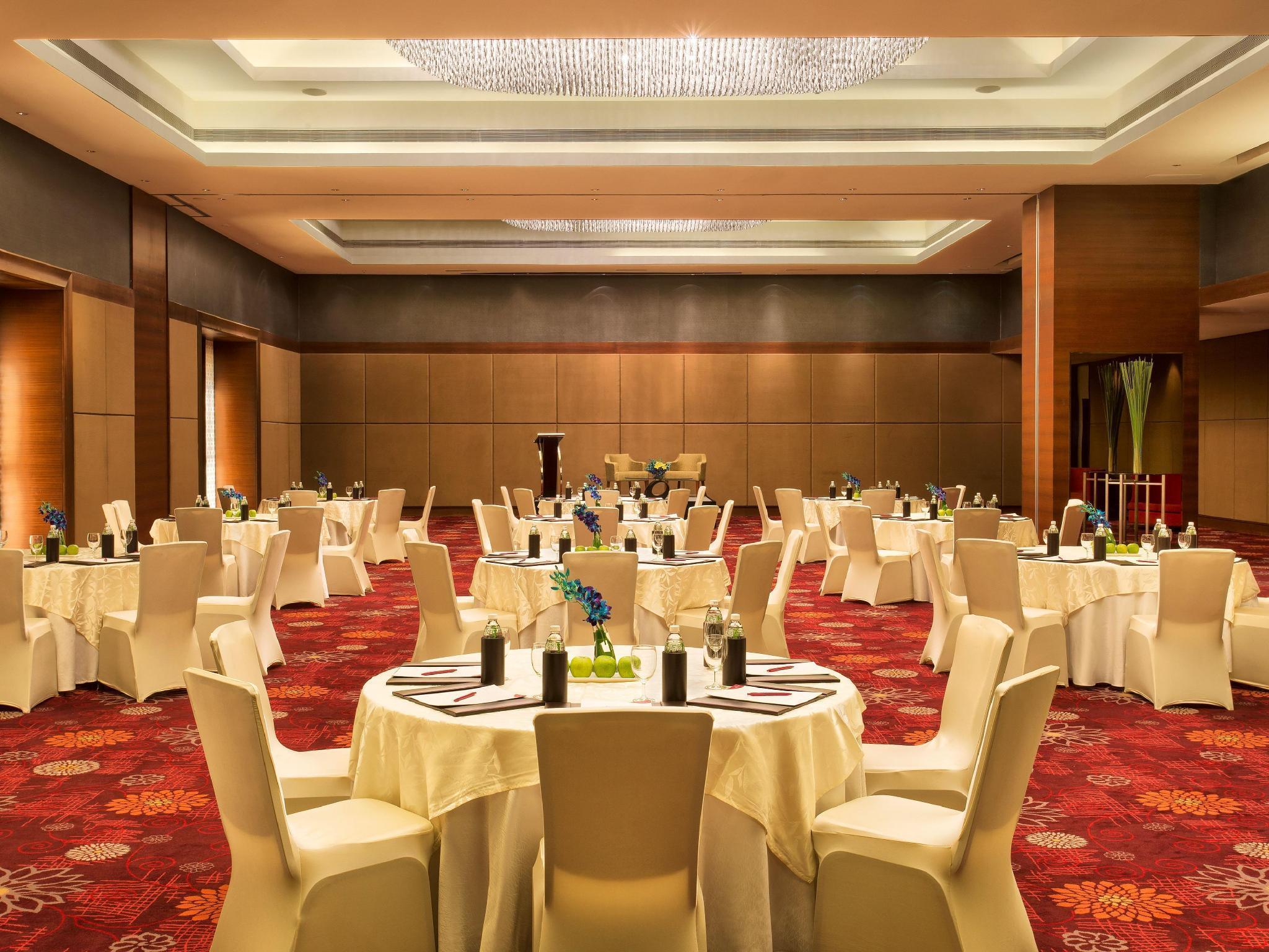 Crowne Plaza Ahmedabad City Centre By Ihg Eksteriør billede