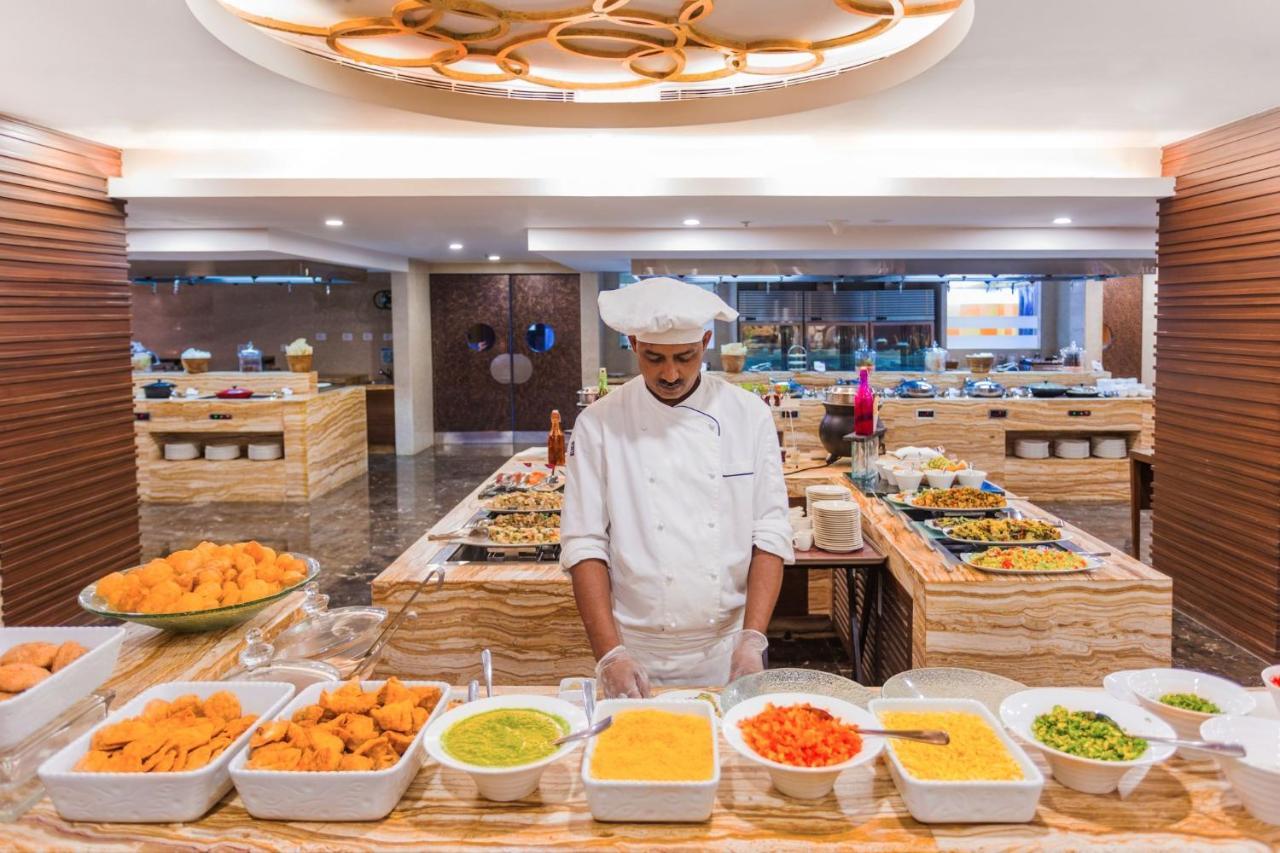 Crowne Plaza Ahmedabad City Centre By Ihg Eksteriør billede