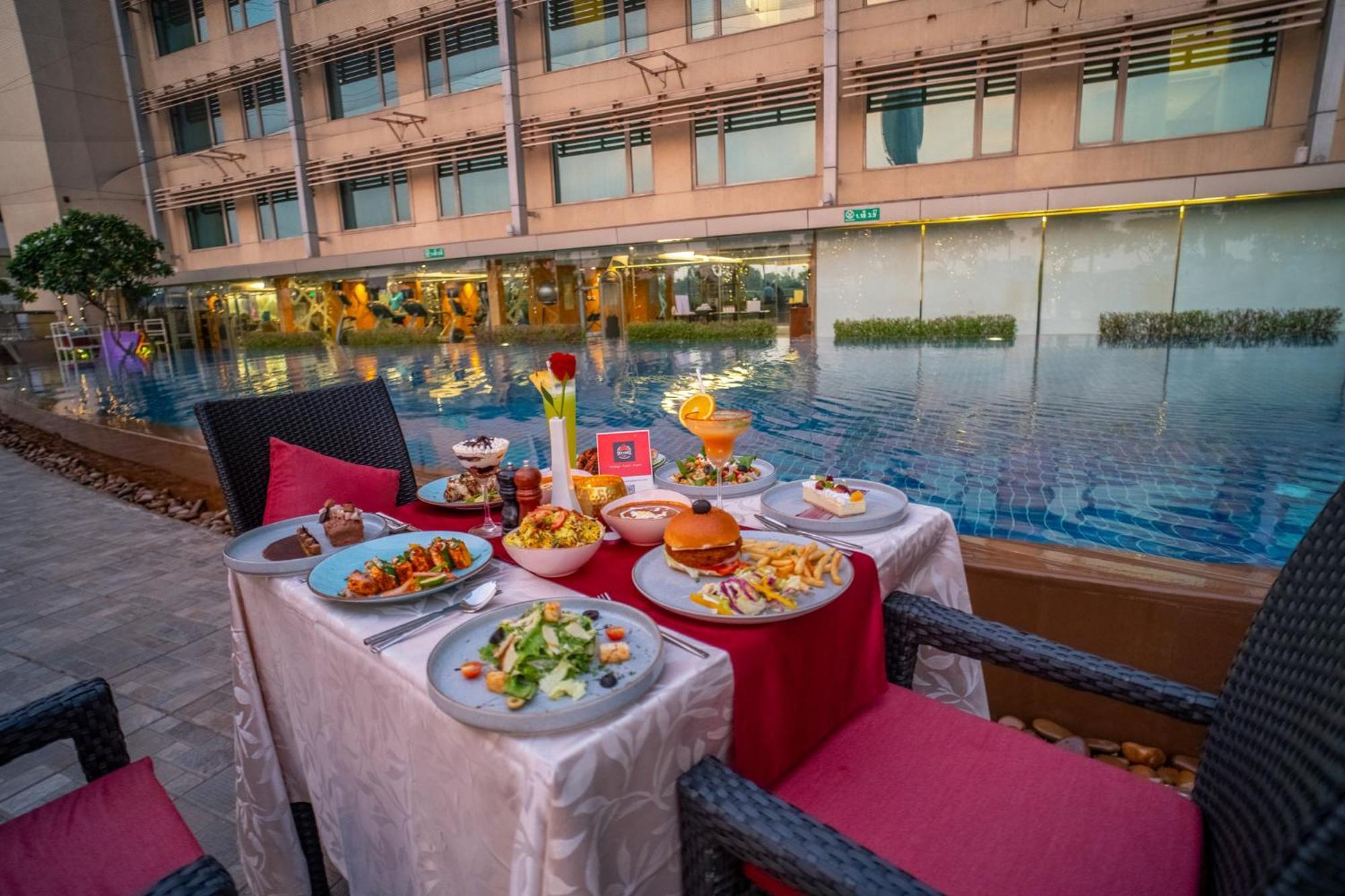 Crowne Plaza Ahmedabad City Centre By Ihg Eksteriør billede